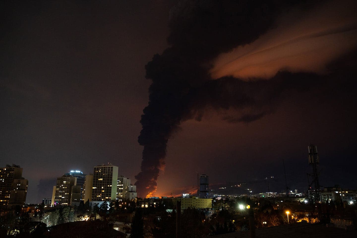 Iran Escalates Regional Strikes Despite Oil Market Chaos